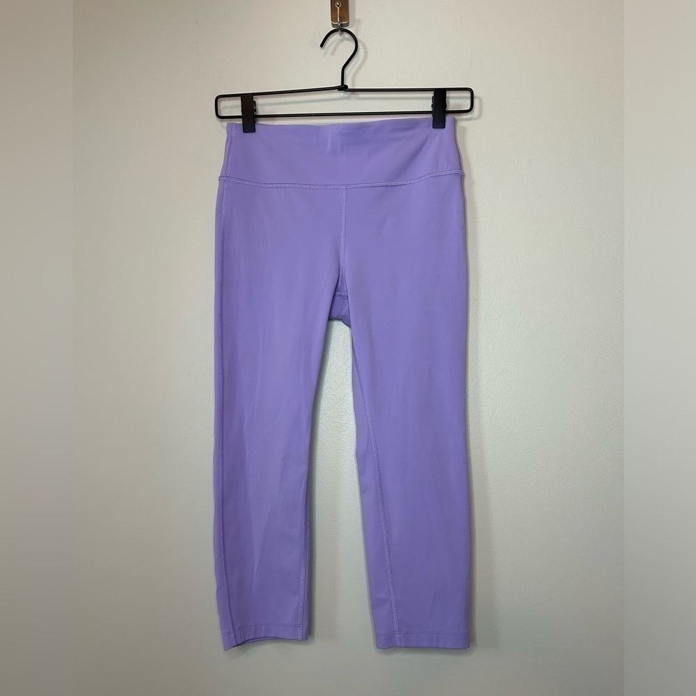 PELOTON Essential Leggings Mid-Rise Capris Women Small Purple